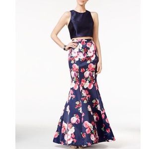 XSCAPE Two-Piece Floral-Print Mermaid Gown